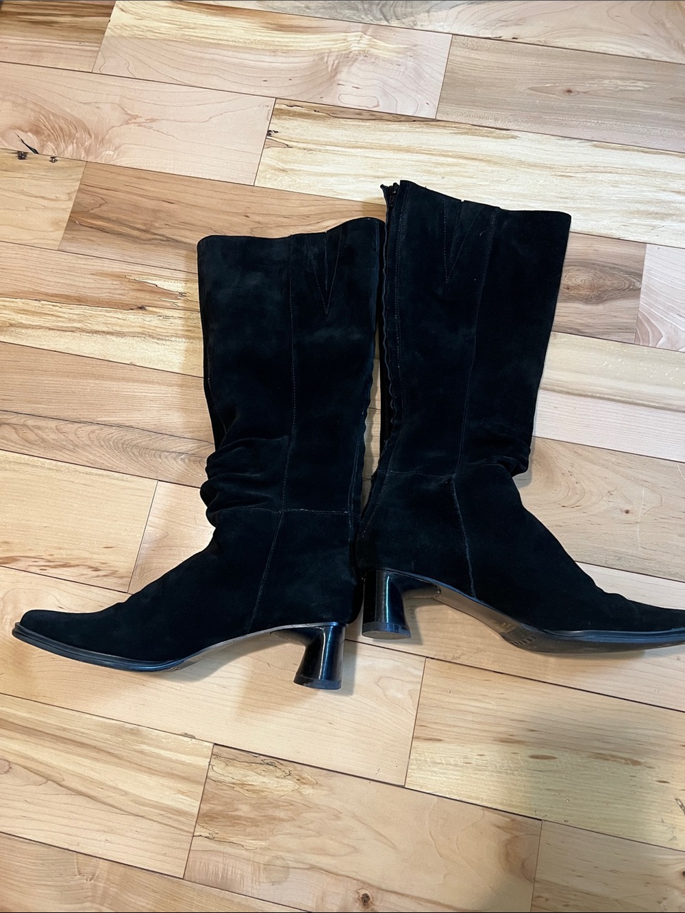 Ann Marino Black Suede Knee-High Heeled Boots - Picture 6 of 17